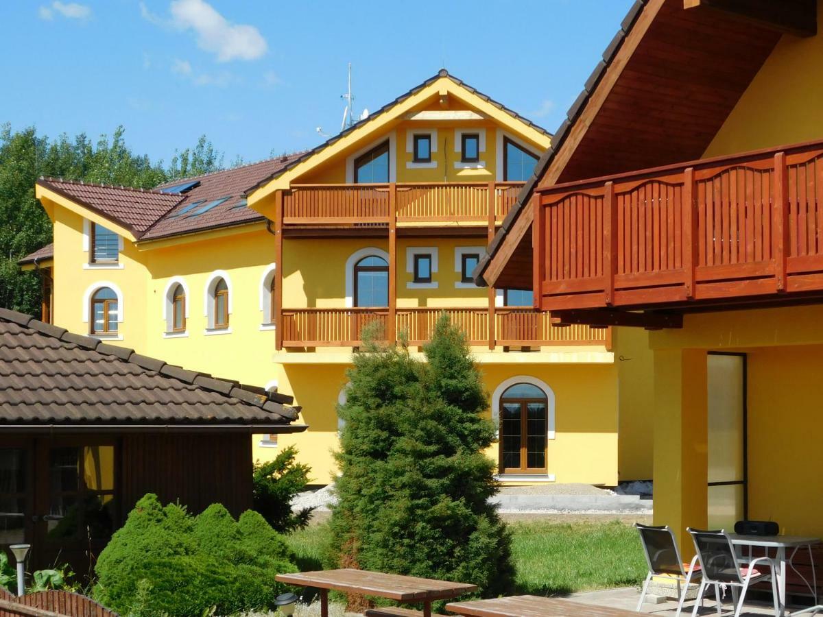 Villa Petko 돌니스모코벡 외부 사진